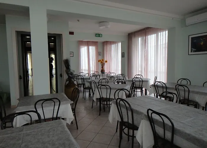 فندق Acapulco 3*